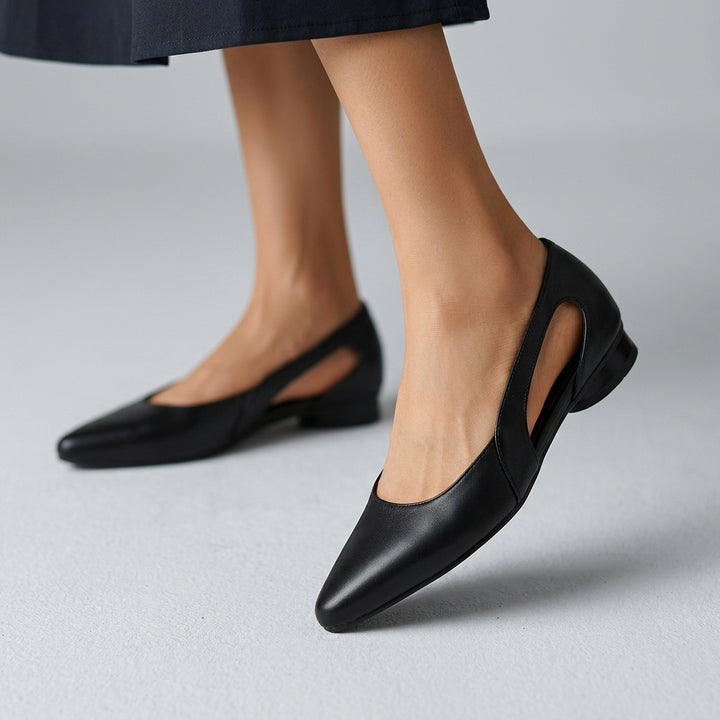 Avery D'Orsay Flat